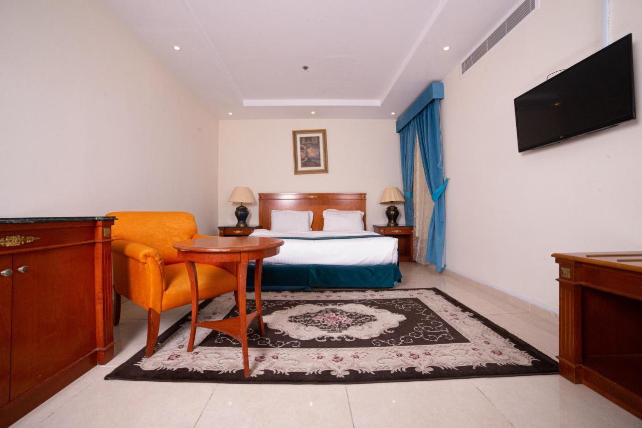 Aparthotel الجوهرة الاولى للشقق المخدومة