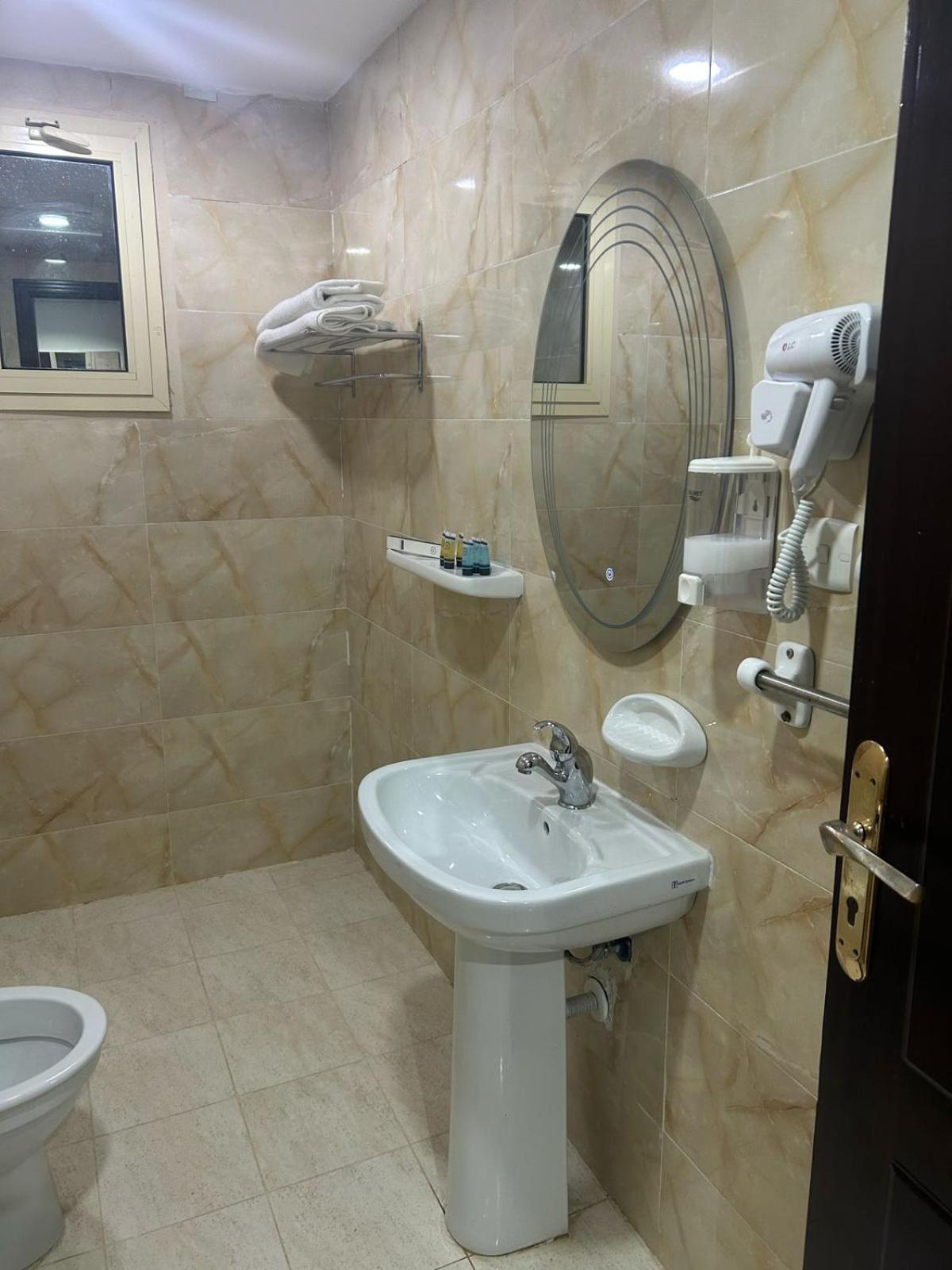 الجوهرة الاولى للشقق المخدومة Aparthotel